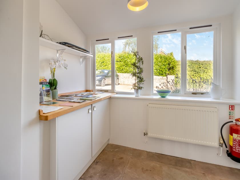 Hallway | Rambler’s Hideaway - Clehonger Retreats, Clehonger