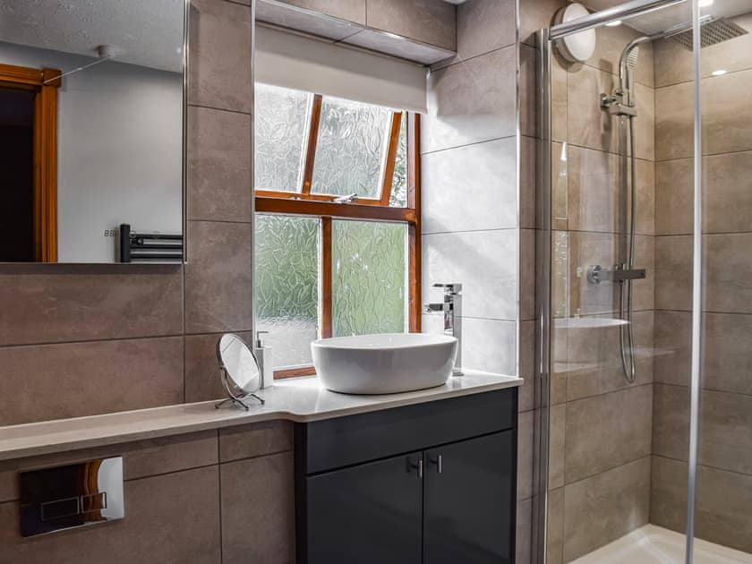 Bathroom | Voelas Cottage Annexe, Pontybodkin, near Mold