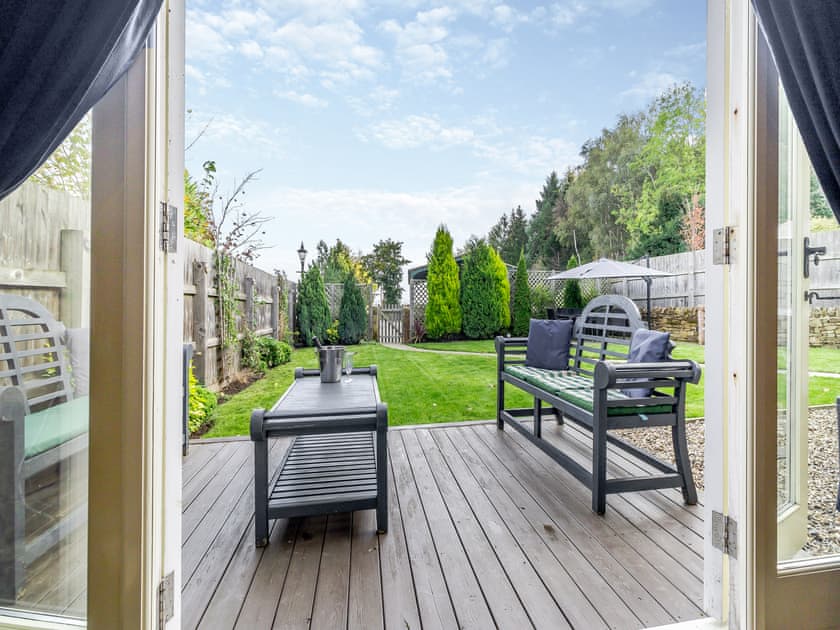 Sitting-out-area | The Stone Barn - Shady Hall Farm, Sheffield