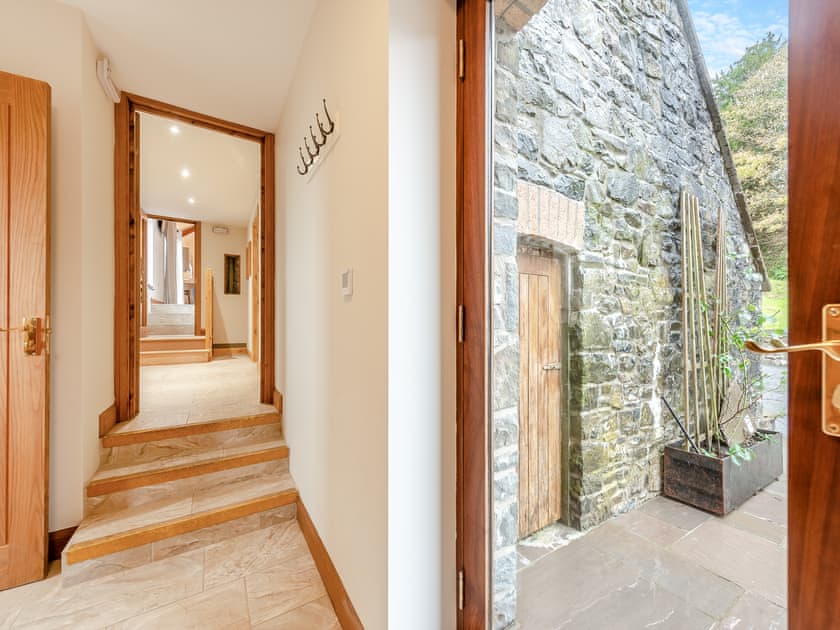 Interior | Bwlchygwynt, Llanwrda