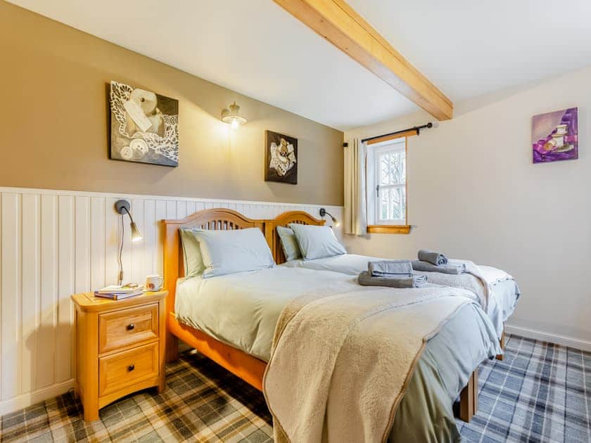 Twin bedroom | Tigh-na-Sgoile, Foxhole, near Beauly
