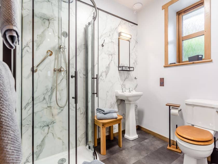 Bathroom | Tigh-na-Sgoile, Foxhole, near Beauly