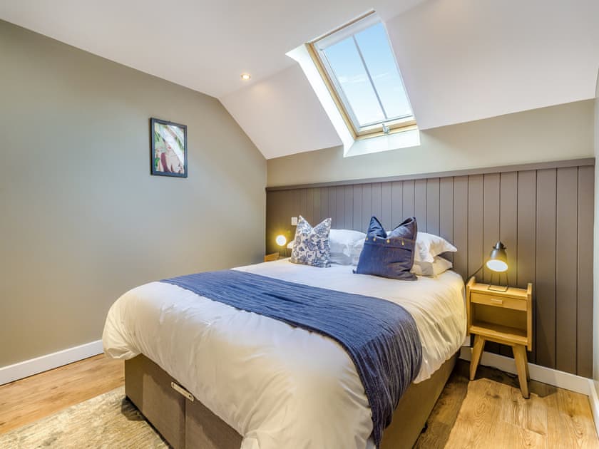 Double bedroom | The Milking Parlour - Shady Hall Farm, Sheffield