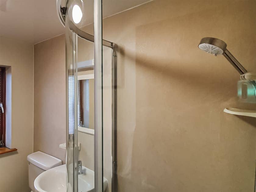 Shower room | Shelterstone, Elgin