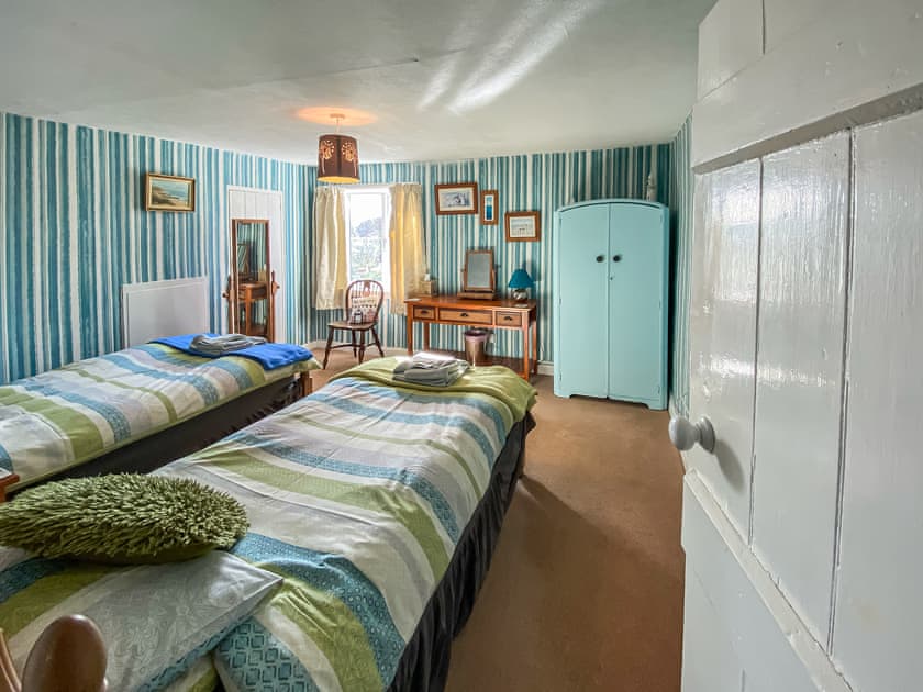 Twin bedroom | The Warren, Bacton