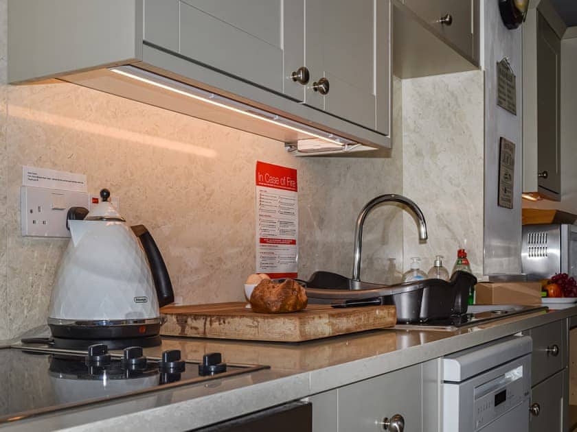 Kitchen | Bottom House, Salcombe