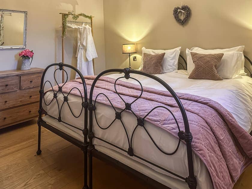 Twin bedroom | Mill Cottage - Sykelands Grange Cottages, Dalton