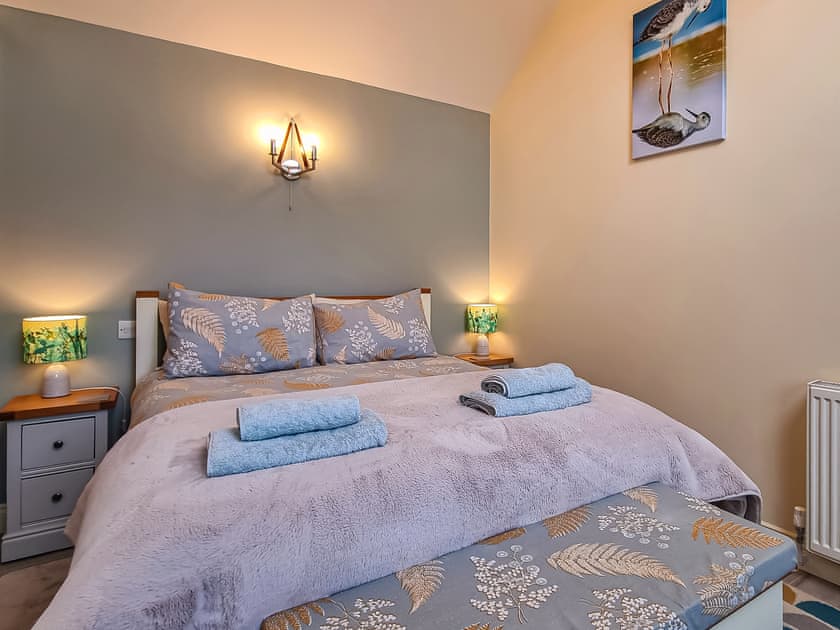 Double bedroom | Duck Cottage, Tholthorpe, near York