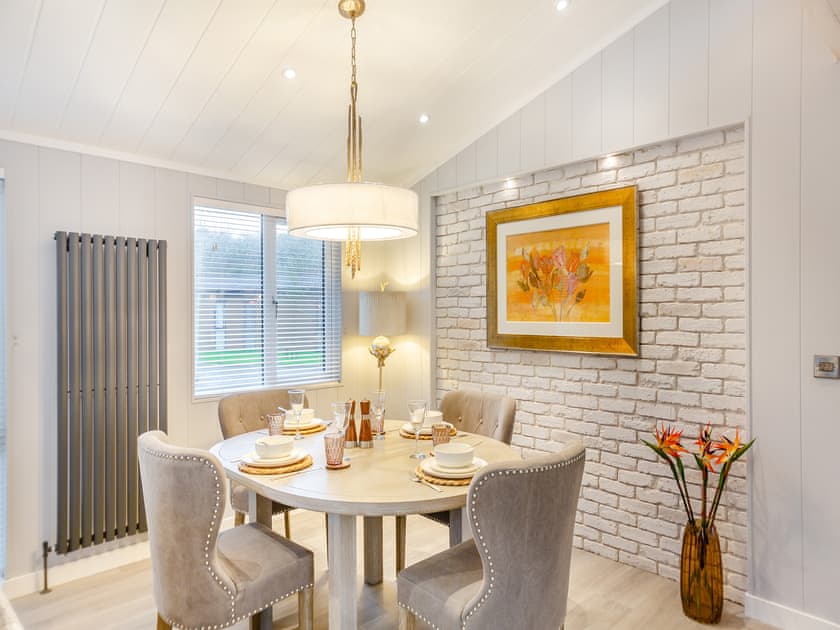 Open plan living space | 1 Sandbanks, Benllech