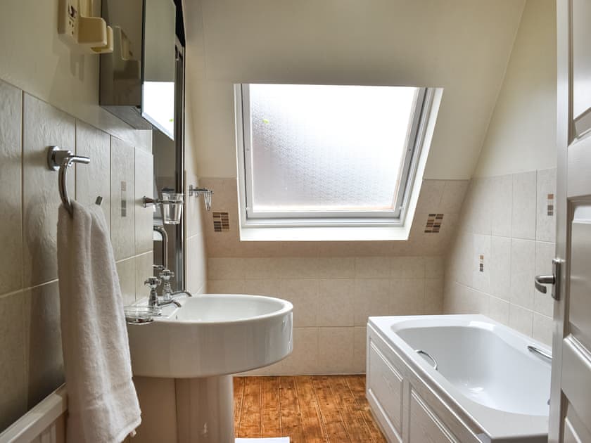 Bathroom | Pine Hill Lodge, Guisborough