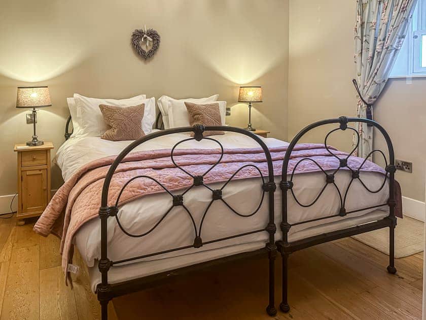 Twin bedroom | Mill Cottage - Sykelands Grange Cottages, Dalton