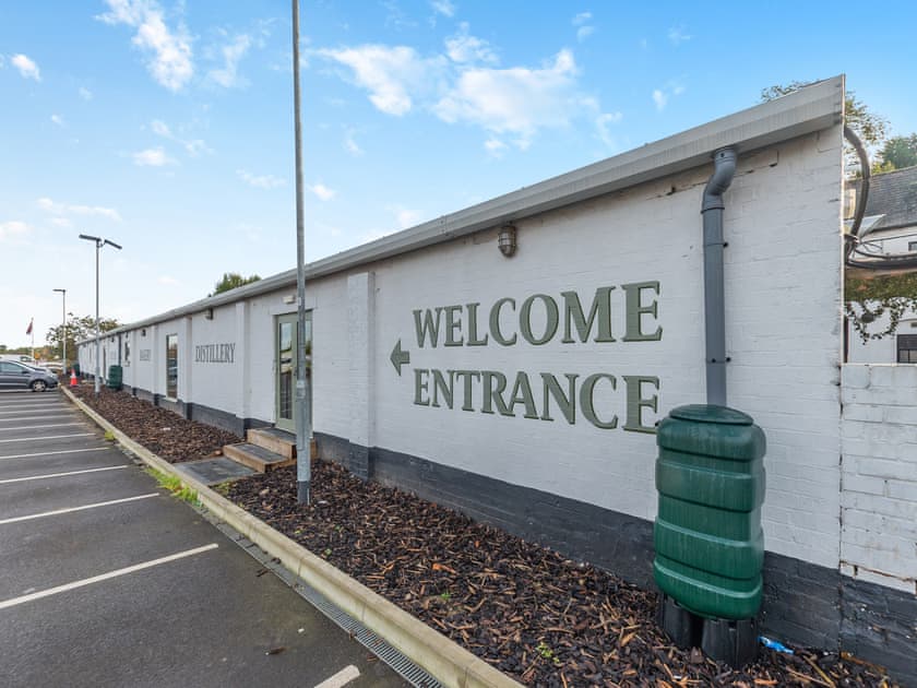 On-site amenities | Highland - Cow & Plough, Oadby