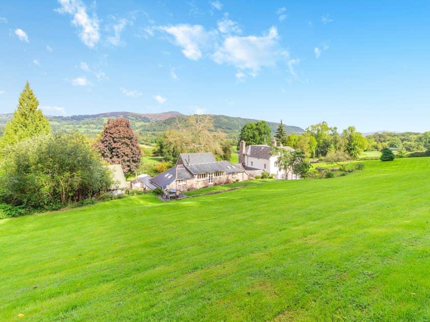 Setting | The Chapel - Dan Y Graig, Crickhowell