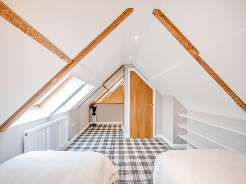 Twin bedroom | The Byre - Pleasantfield Farm, Ayr