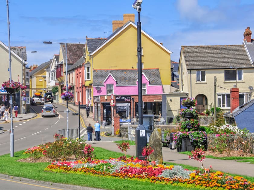 Ty Fferm, Croesgoch