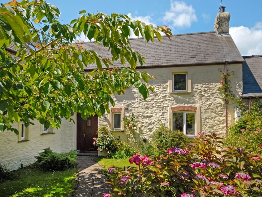 Yr Hen Felin, Castlemorris