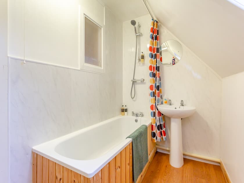 Bathroom | Achnashellach Bothy - Achnashellach, Strathcarron