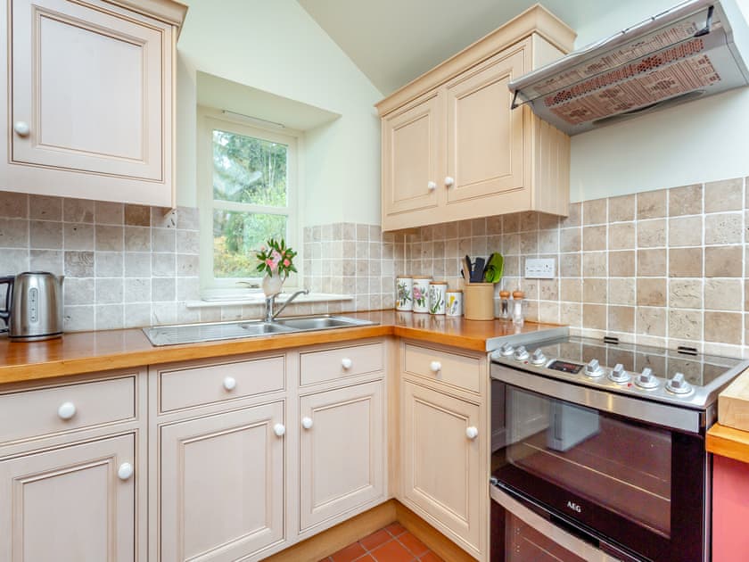 Kitchen | Garden Cottage - Achnashellach, Strathcarron