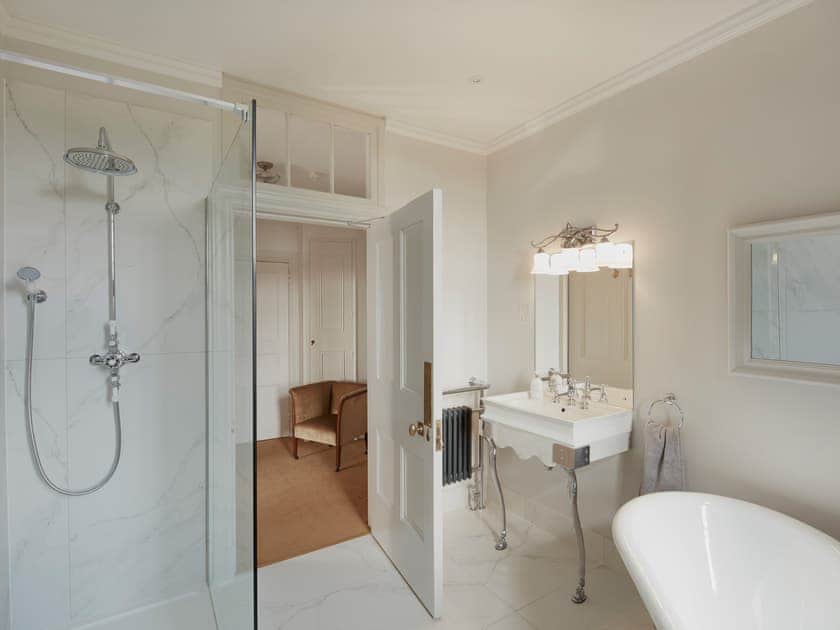 En-suite | Marton Hall, Baschurch