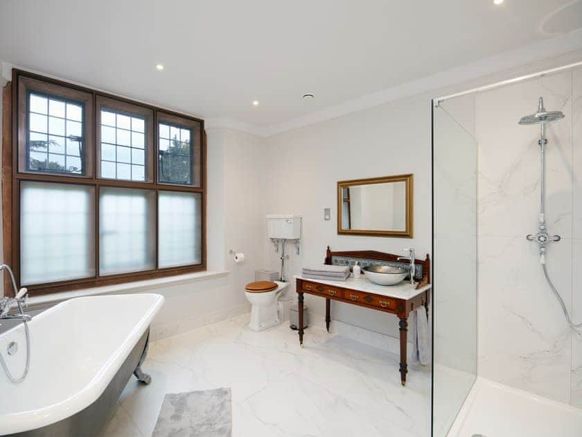 En-suite | Marton Hall, Baschurch