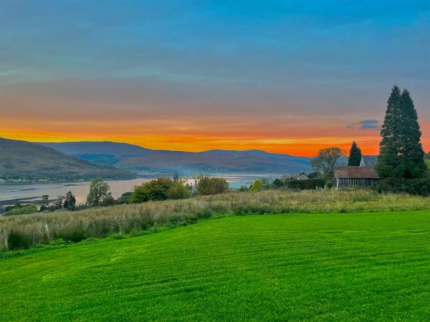 View | Black Grouse - Dalaraban Luxury Pods, Fort William