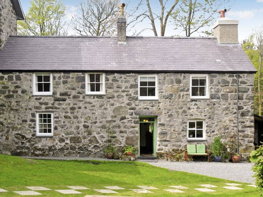 Bwthyn yr Ardd - Criccieth Cottages, Criccieth