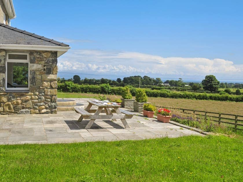 Gelli Gron (Open Pastures), Llanystumdwy, near Llanarmon, Llyn Peninsula