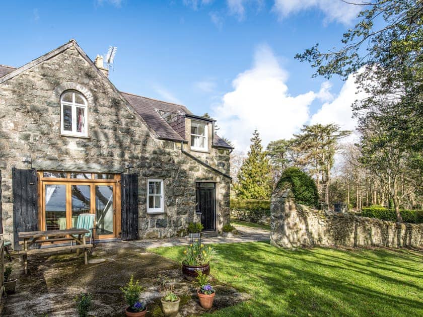 Bwthyn Stabal - Criccieth Cottages, Criccieth