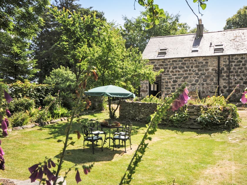 Bwthyn Stabal - Criccieth Cottages, Criccieth