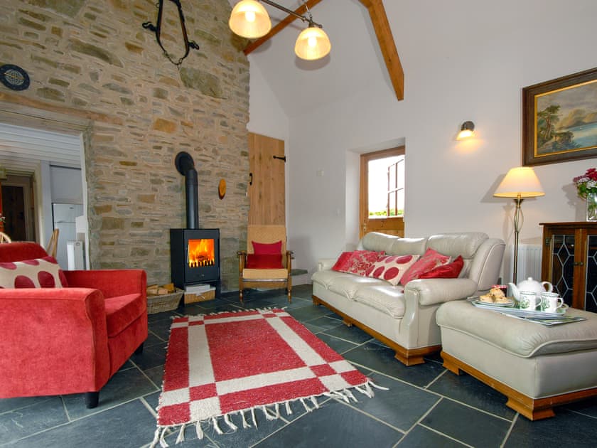 Ria’s Cottage, Landshipping