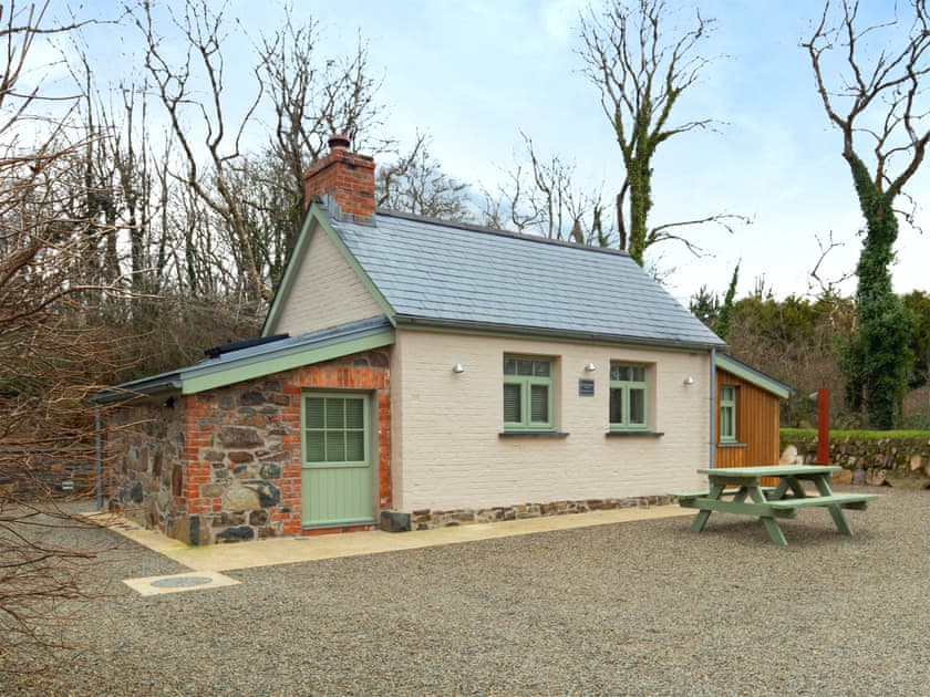 Woodland Retreat, Near Solva
