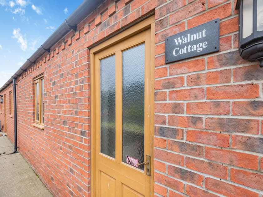 Exterior | Walnut Cottage - Grange Farm Park, Louth