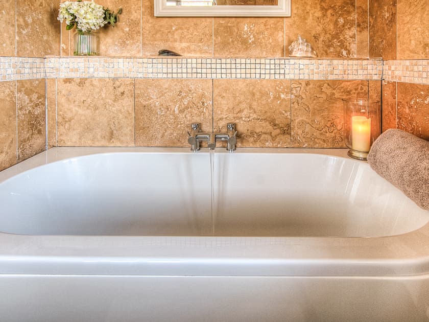 Bathroom | Goat Street Cottage, St.Davids