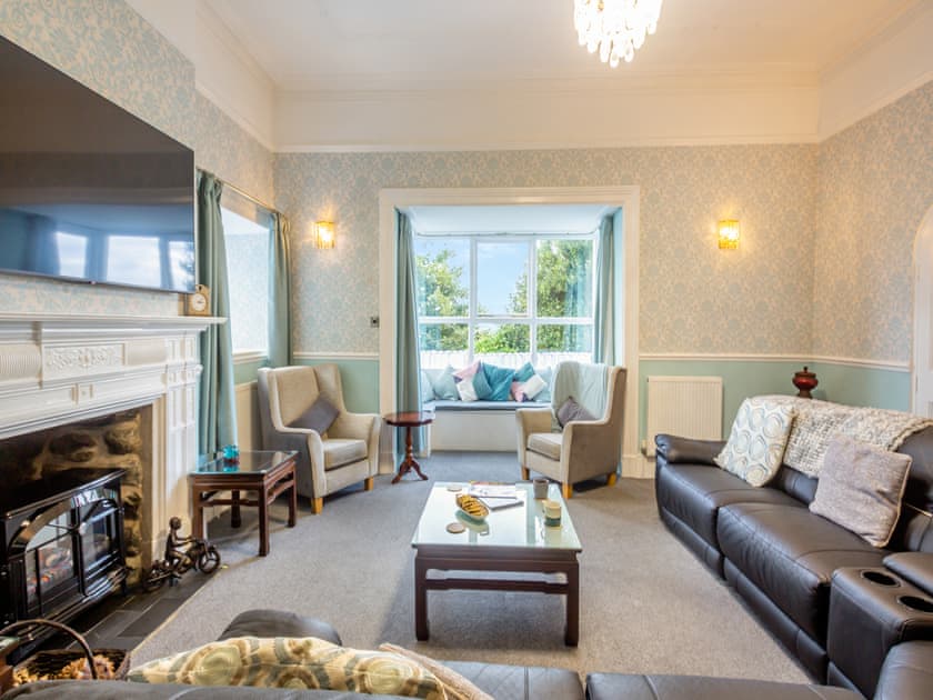 Welcoming living room | Noddfa, Harlech