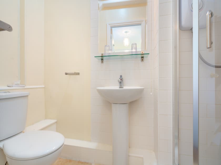 Bathroom | Noddfa, Harlech