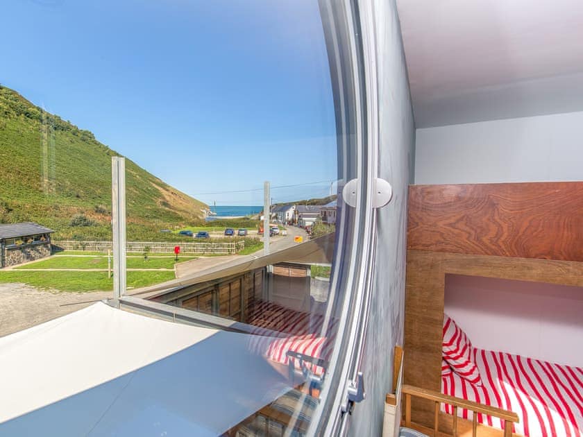 Ty Cwch Caban 1 - Ty Cwch Glamping, Llwyndafydd, Llandysul