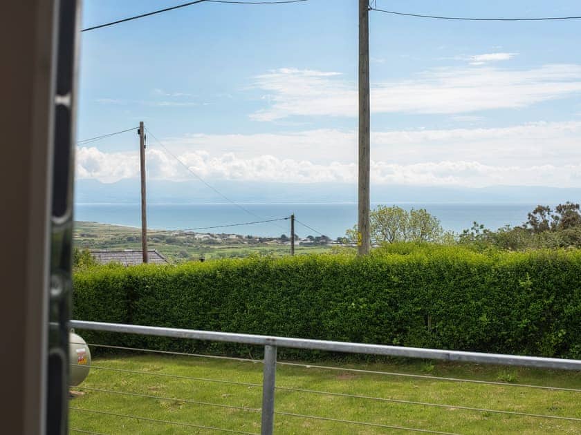Awelfryn, Pwllheli