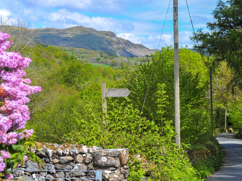 Bryn Araul, Near Dolgellau