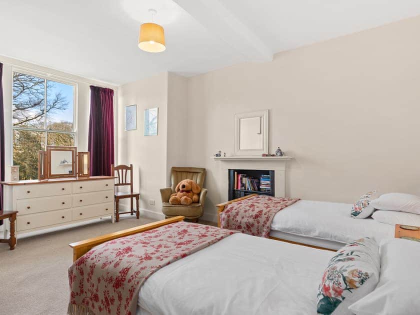 Plas Bryn Hir - Criccieth Cottages, Criccieth