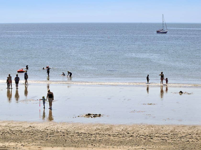 Sound of the Sea (Swn y Mor), Rhosneigr