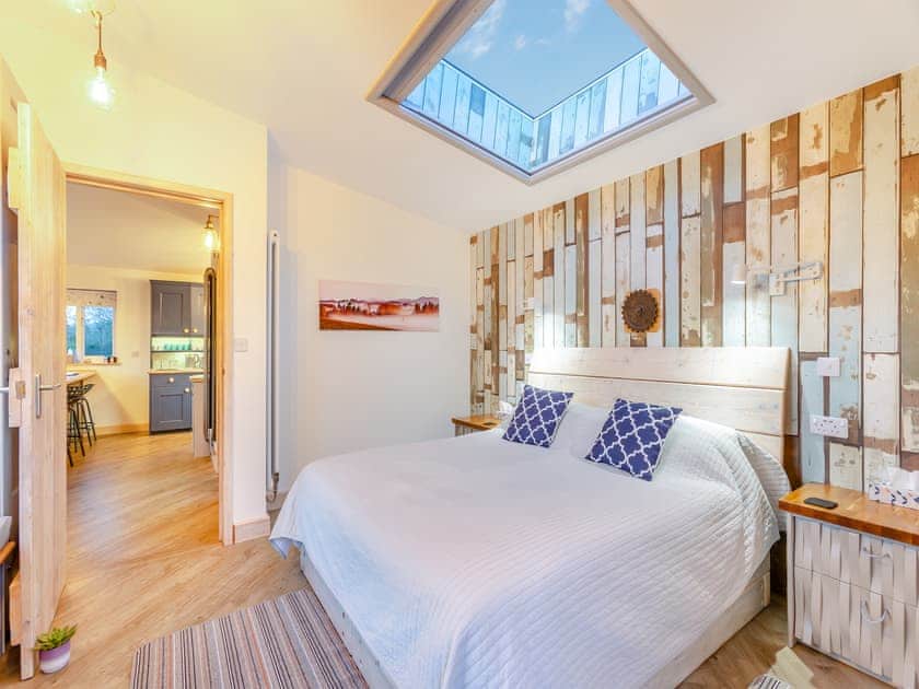 Double bedroom | Malvern Hills Lodge, Malvern