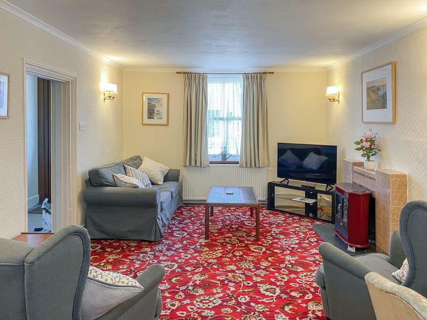 Manor Villa, Llanrhian