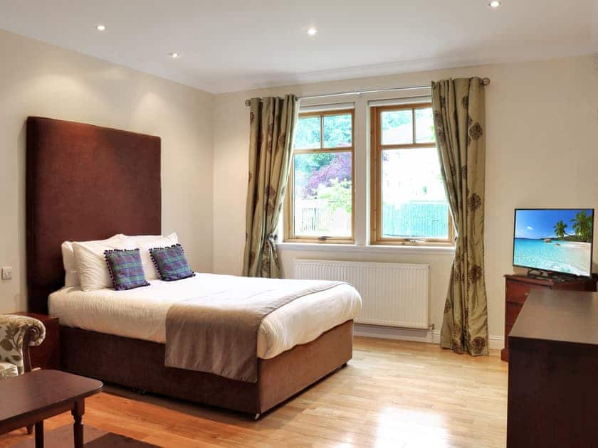 Double bedroom | Family Lodge No.1 - Atholl Palace Holidays, Pitlochry