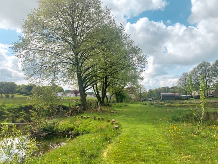 Surrounding area | Cwtch Wrth Plas - Plas Cottages, Talgarreg