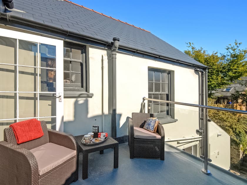 Old Cross Square Garden Apartment, St Davids