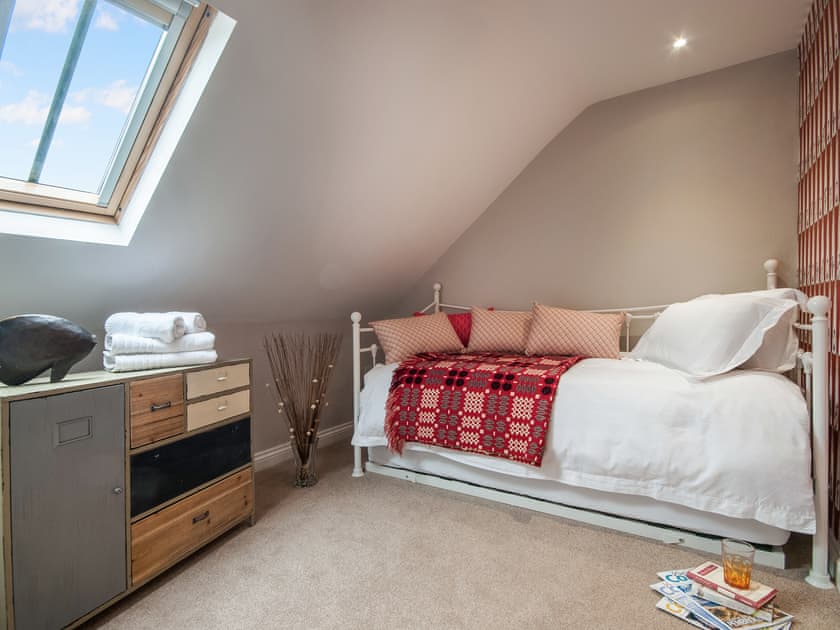 Old Cross Square Garden Apartment, St Davids