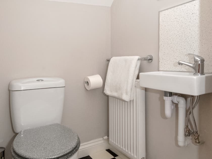 Old Cross Square Garden Apartment, St Davids