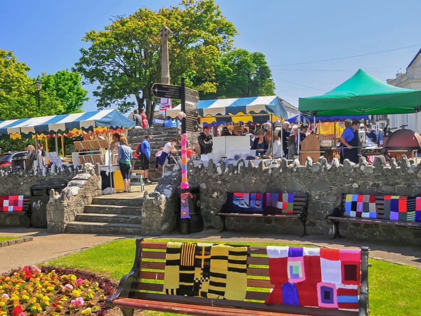 Old Cross Square Garden Apartment, St Davids