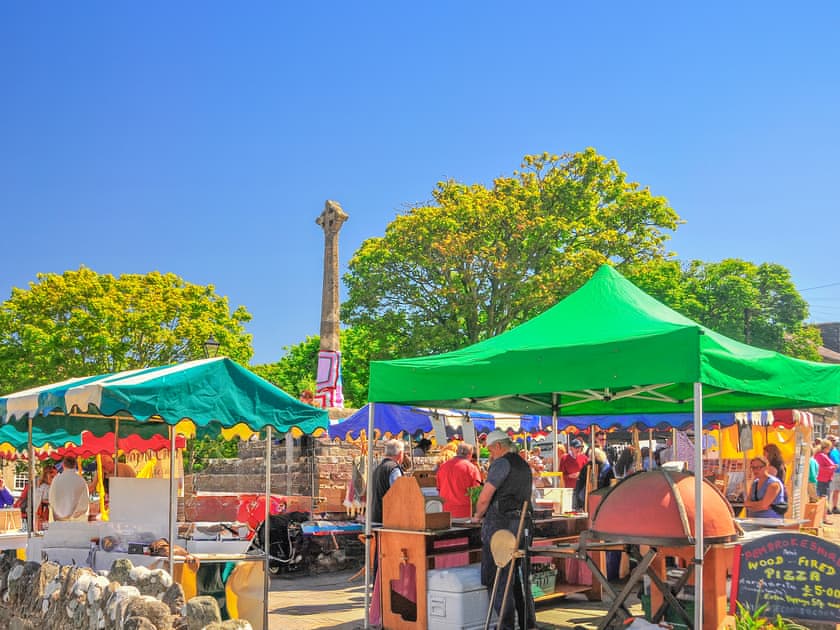 Old Cross Square Garden Apartment, St Davids