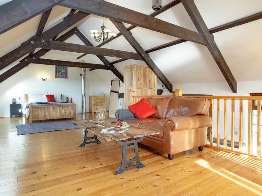 Open plan living space | The Threshing Barn - Middle Corscombe, Sampford Courtenay, Okehampton
